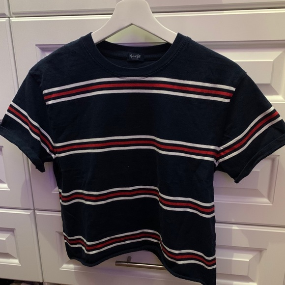 Top - Picture 1 of 1